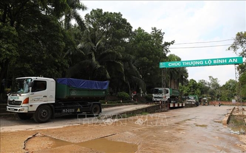 Sau đối thoại, đường vào bãi rác Nam Sơn được giải tỏa